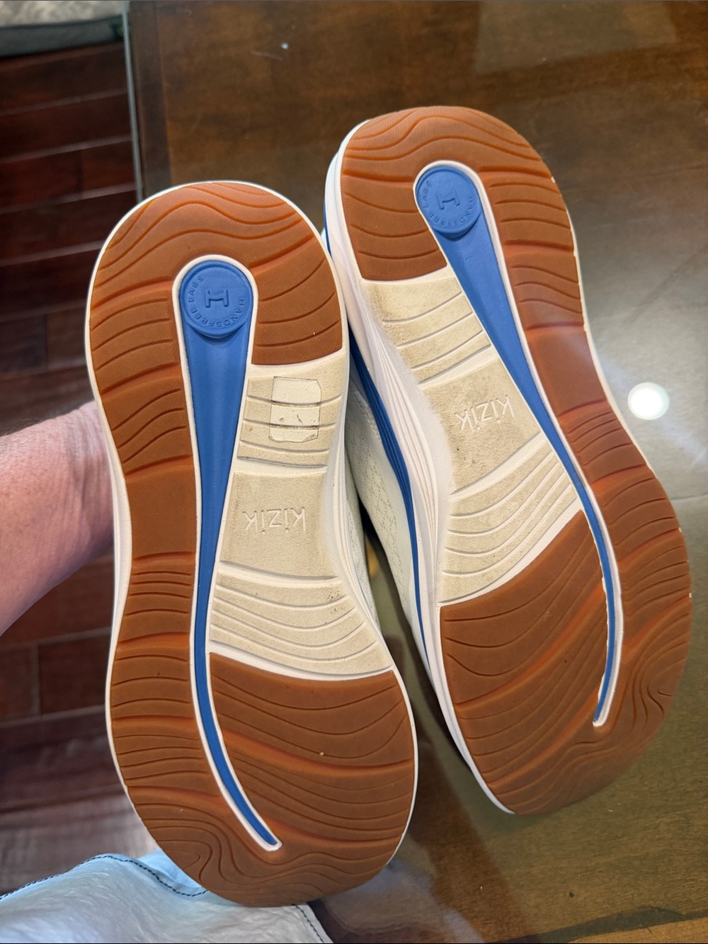 Men's White Athletic Sneakers with Blue Accents - Picture 4 of 5